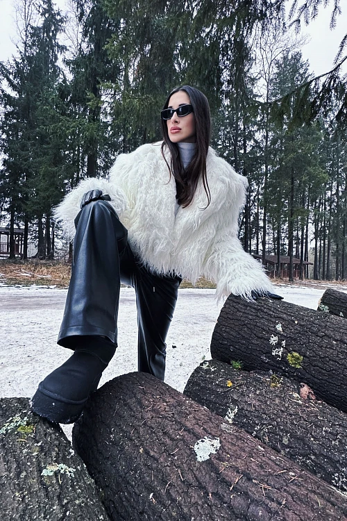 Шуба из искусственного меха POLYHEDRON Limited Glacial Vibe — POLYHEDRON