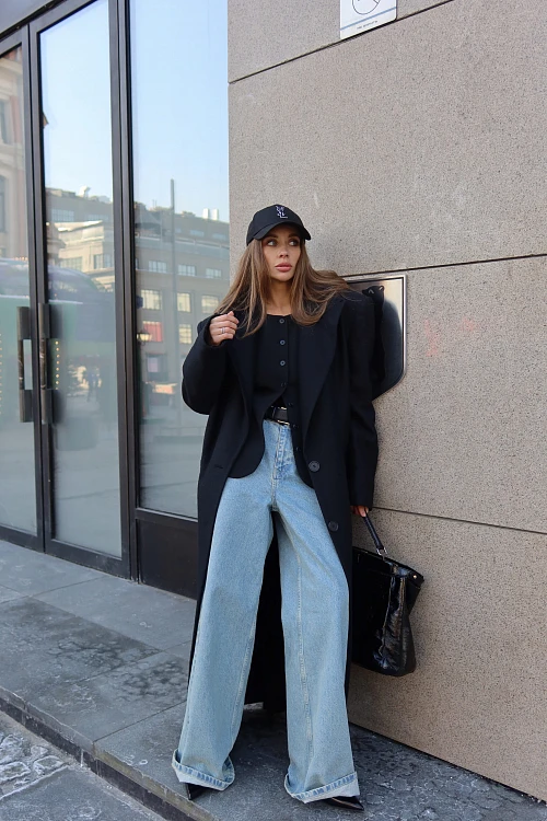 Фото пальто polyhedron "feel it", only deep black color в интернет-магазине POLYHEDRON