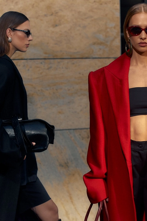 Фото пальто polyhedron "feel it", red horizon color в интернет-магазине POLYHEDRON