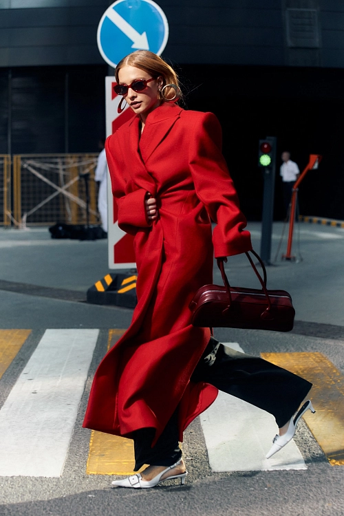 Фото пальто polyhedron "feel it", red horizon color в интернет-магазине POLYHEDRON