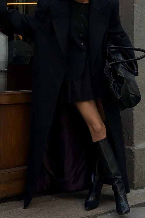 Фото пальто polyhedron "feel it", only deep black color в интернет-магазине POLYHEDRON